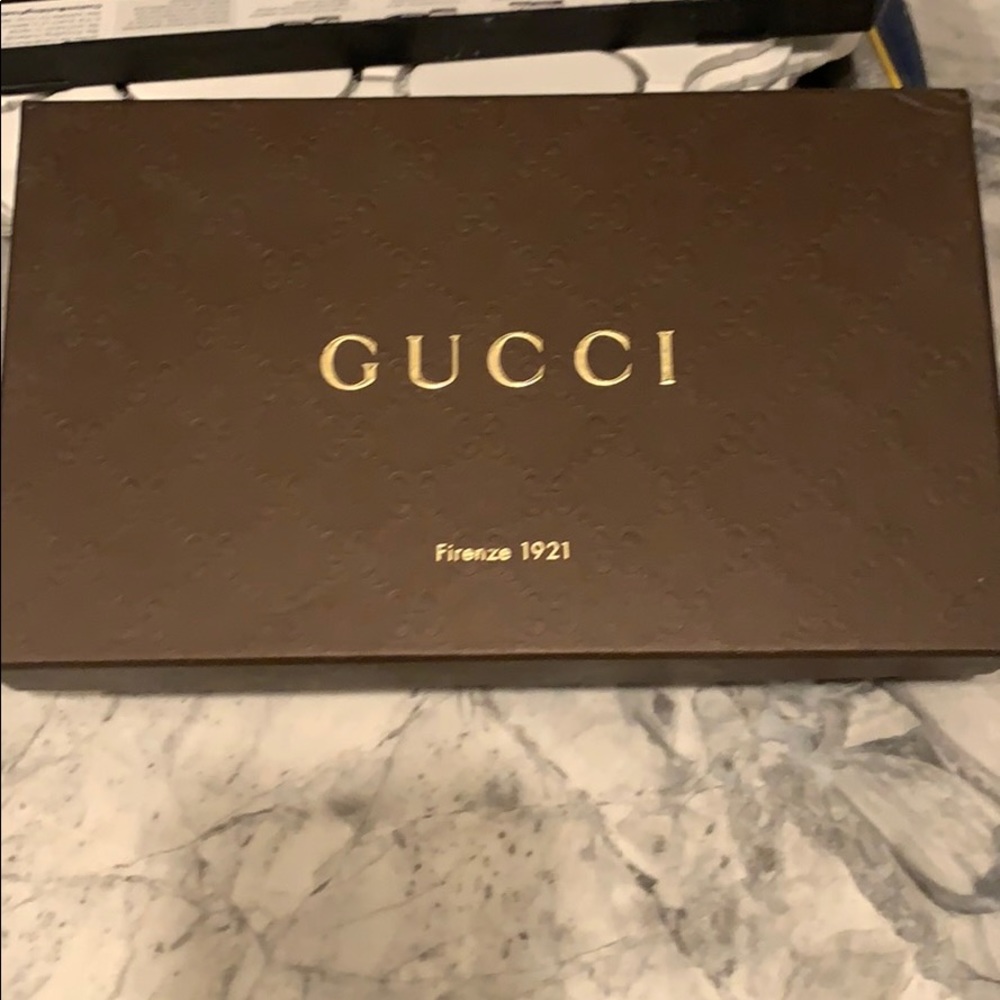 Gucci wallet leather